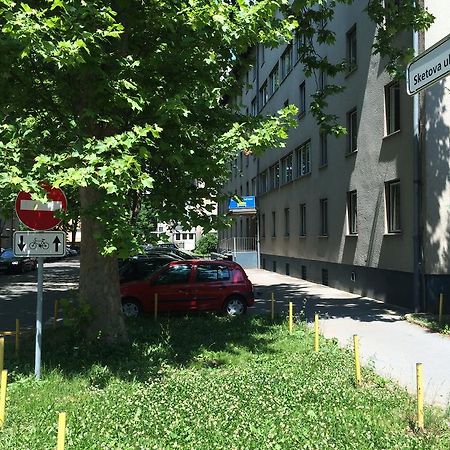 Simple Accommodation Vodmat Ljubljana Eksteriør billede